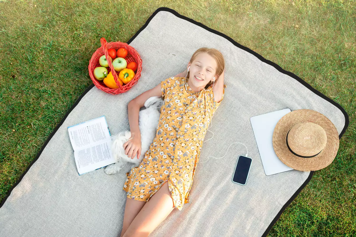 trendy picnic blanket